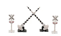 Bachmann Crossing Signal & Gates (12 Pieces) (HO Scale)
